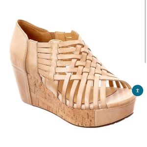 Chocolat Blu Webb Sandal in Camel